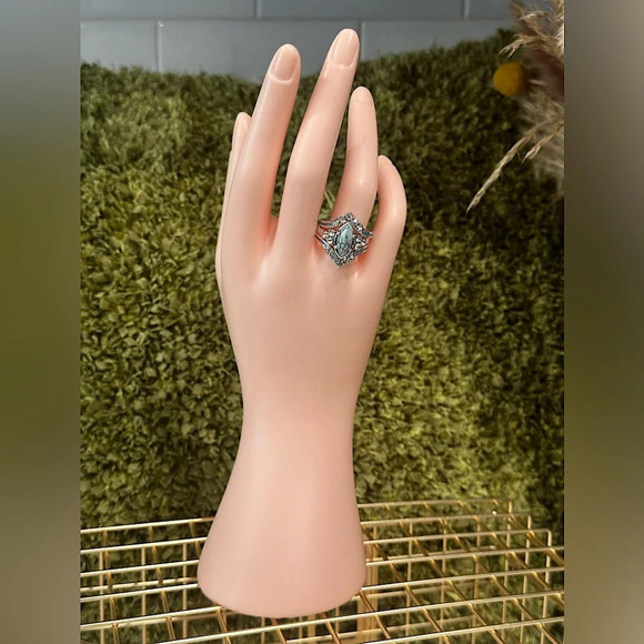 NIB-3 Pieces/Set Multilayer Hollow Turquoise Ring W/ Delicate Moissanite - Picture 4 of 7